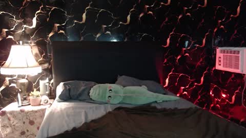 Snapshot of apolo01_ chatting on October 28, 10:56 pm Apolo online show from October 28, 10:56 pm