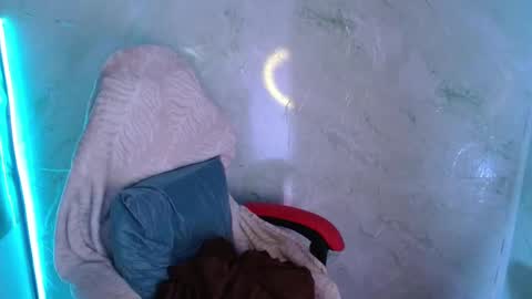 Snapshot of apolo01_ chatting on September 8, 6:40 pm Apolo online show from September 8, 6:40 pm