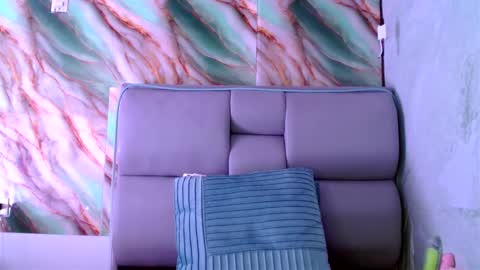 Snapshot of apolo01_ chatting on February 24, 6:36 pm Apolo online show from February 24, 6:36 pm