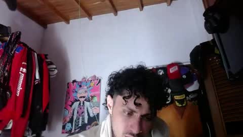 Andres online show from June 10, 5:42 am