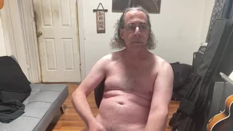 Apostrphy online show from April 3, 10:17 pm