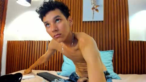 aquarius_xxx online show from November 5, 1:02 pm