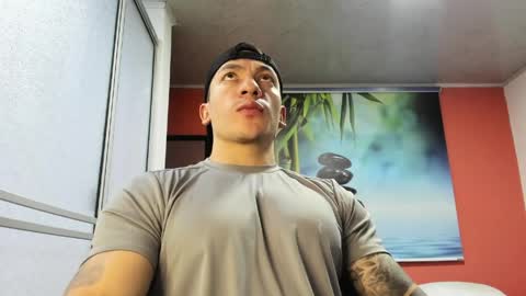 Jonathan online show from April 3, 7:21 pm