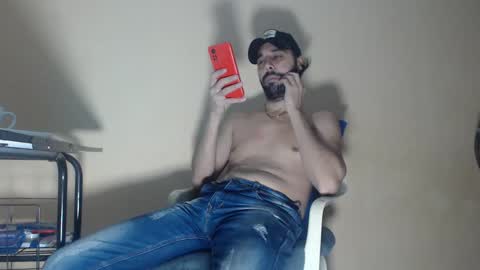 Snapshot of arabebigcock chatting on October 13, 7:58 am ARABE  online show from October 13, 7:58 am