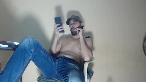 Snapshot of arabebigcock chatting on October 9, 9:03 am ARABE  online show from October 9, 9:03 am