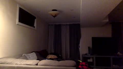 Knowledgeiskeyy online show from February 18, 8:12 am