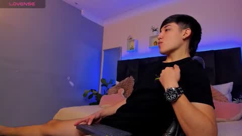 Ares online show from December 19, 2:36 pm