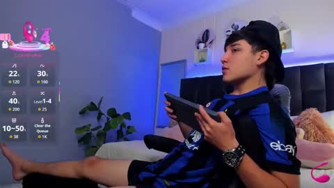 Ares online show from September 30, 1:36 pm