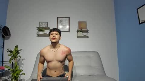 Snapshot of ares_parker chatting on November 2, 3:11 am ares_parker online show from November 2, 3:11 am