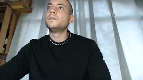 Snapshot of armando_2002 chatting on October 3, 7:08 pm ARMANDO online show from October 3, 7:08 pm