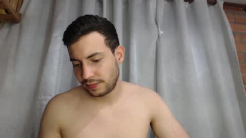 Snapshot of armando_2002 chatting on January 25, 3:09 am ARMANDO online show from January 25, 3:09 am