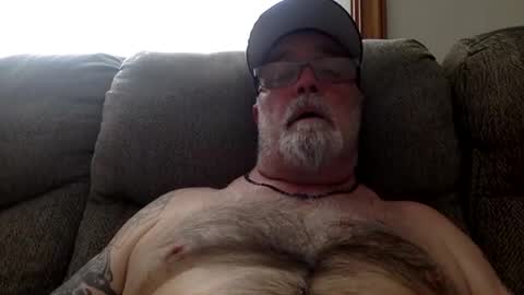 armyguy5311 online show from May 8, 7:03 pm