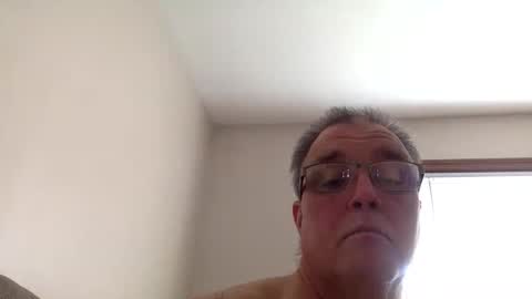 armyguy5311 online show from May 9, 7:04 pm
