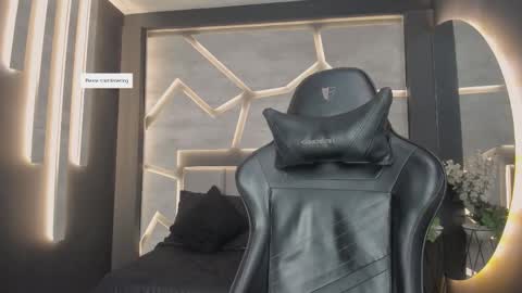 Arohom Lester online show from November 4, 11:00 am