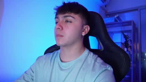 aron__cooper online show from April 10, 1:29 pm