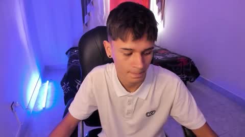 Aaron online show from January 6, 8:13 pm