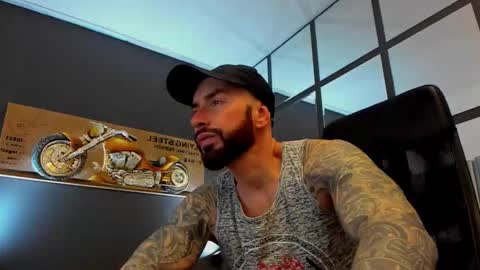 AronGrant online show from March 17, 9:45 am