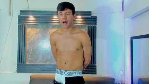 Aroon   online show from December 18, 8:27 pm