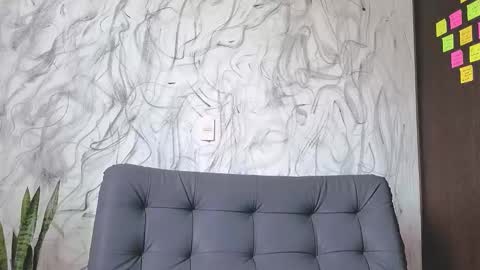   online show from December 15, 7:55 pm