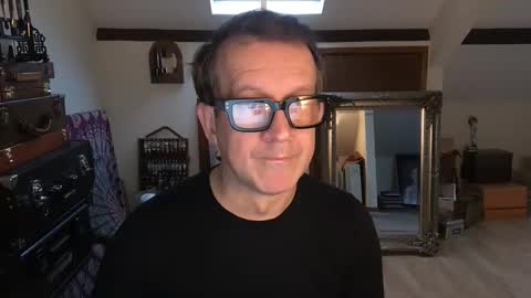 artisterotic online show from December 15, 11:07 am