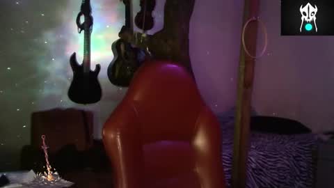 Snapshot of artorias_4 chatting on December 15, 10:48 pm artorias 4 online show from December 15, 10:48 pm