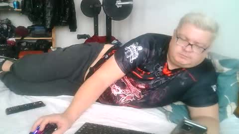 artuditu36 online show from February 5, 12:01 pm