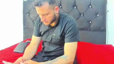 Artur online show from December 17, 3:14 am