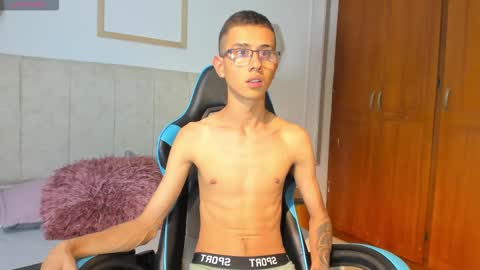   Asher  online show from January 5, 9:18 pm