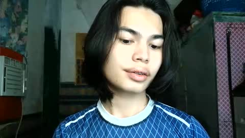 asian_babyboi online show from May 27, 1:52 pm