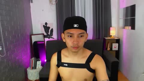 asian_hugedickx online show from September 21, 12:33 am