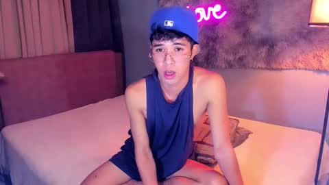 Snapshot of asiancum_peter chatting on October 26, 3:41 am asiancum_peter online show from October 26, 3:41 am