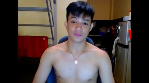 asiandreamboyx online show from March 19, 6:16 am