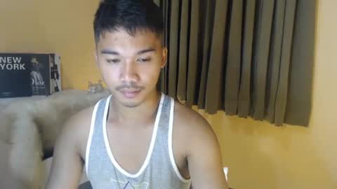 asianhunk_jamesx online show from September 20, 3:23 pm
