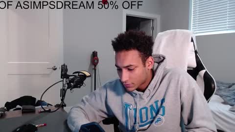 asimpsdream online show from November 5, 1:35 pm