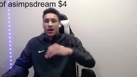 Snapshot of asimpsdream chatting on February 13, 12:35 am asimpsdream online show from February 13, 12:35 am