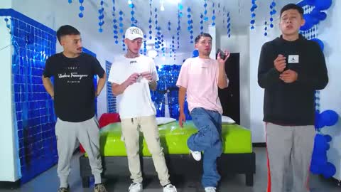 Snapshot of asmodeus7100 chatting on January 9, 12:14 am THOMAS AND DAMIAND online show from January 9, 12:14 am