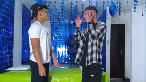 Snapshot of asmodeus7100 chatting on February 22, 12:16 am THOMAS AND DAMIAND online show from February 22, 12:16 am