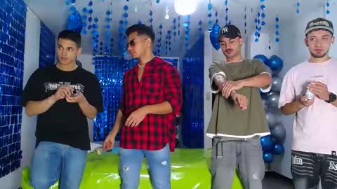 Snapshot of asmodeus7100 chatting on February 17, 12:21 am THOMAS AND DAMIAND online show from February 17, 12:21 am