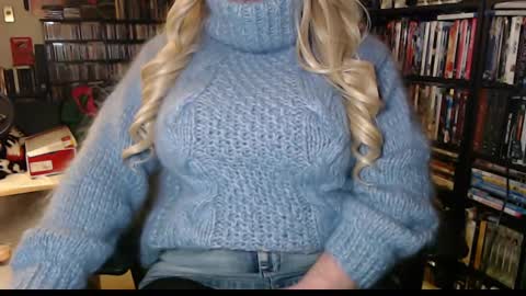 Aspen Vale online show from February 17, 11:53 pm