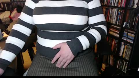 Aspen Vale online show from December 9, 10:37 pm