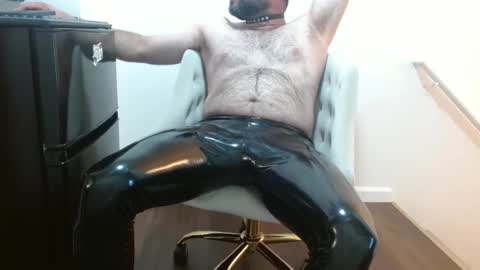 latex online show from October 9, 6:46 pm