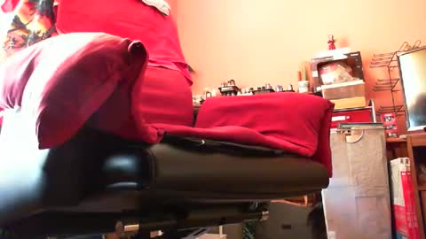 astiff1foru online show from September 27, 12:47 pm