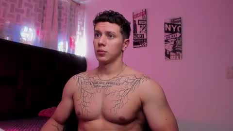 Snapshot of astonhills chatting on September 29, 7:54 pm astonhills online show from September 29, 7:54 pm