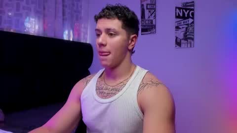 Snapshot of astonhills chatting on October 9, 6:02 pm astonhills online show from October 9, 6:02 pm