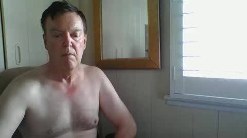 astute008 online show from March 22, 3:44 am