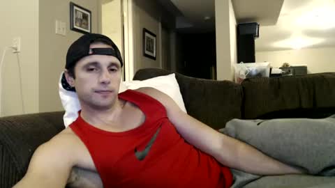 tommycb55555 online show from March 9, 10:41 pm