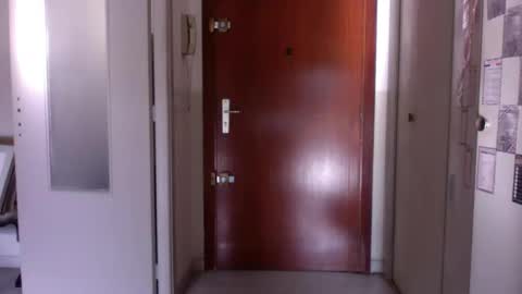 auguste061400 online show from February 24, 9:00 am