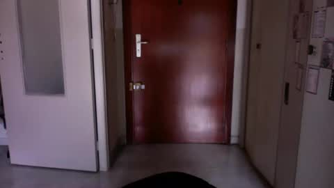 auguste061400 online show from February 7, 9:47 am