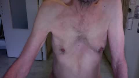 auguste061400 online show from March 9, 9:13 am