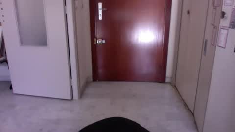 auguste061400 online show from March 10, 8:50 am